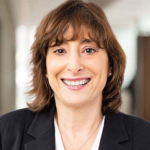 Lori Cohen Headshot