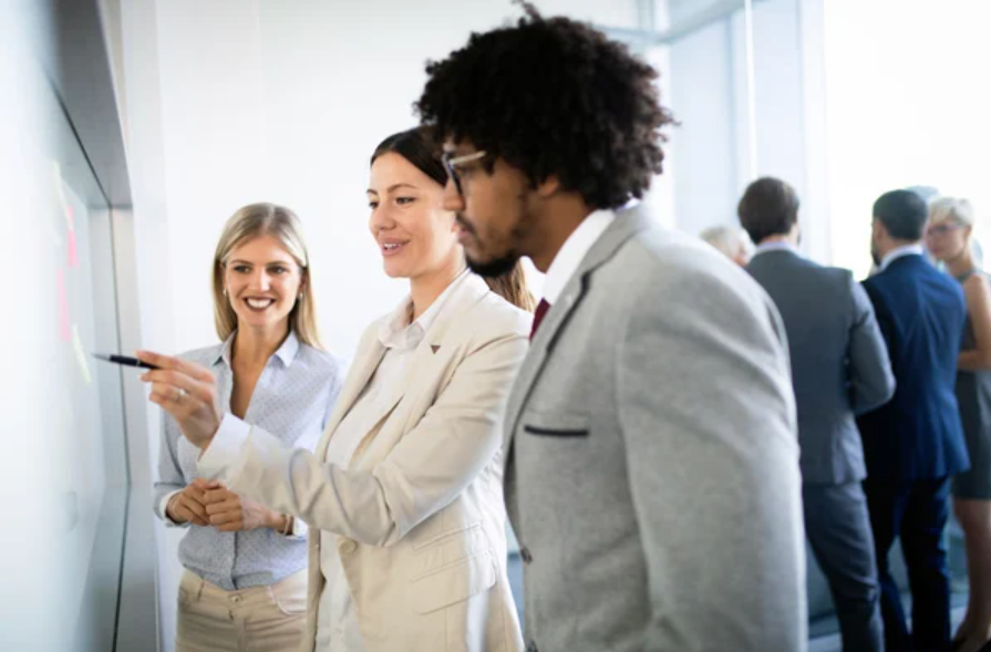 Sales teams with 10+ sellers&nbsp;